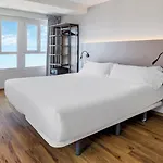 Centro Urbis Ξενοδοχείο