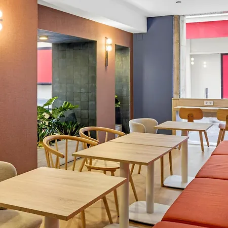 Ξενοδοχείο Centro Urbis 3*
