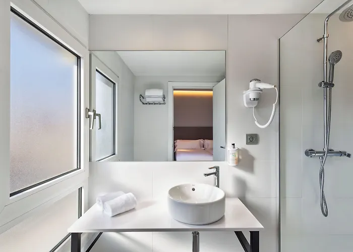 Centro Urbis 3*