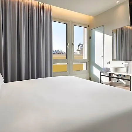 Centro Urbis 호텔 3*