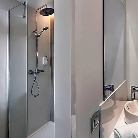 Отель Centro Urbis 3*