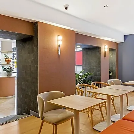 Centro Urbis Отель 3*