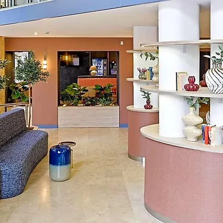 Centro Urbis 3*
