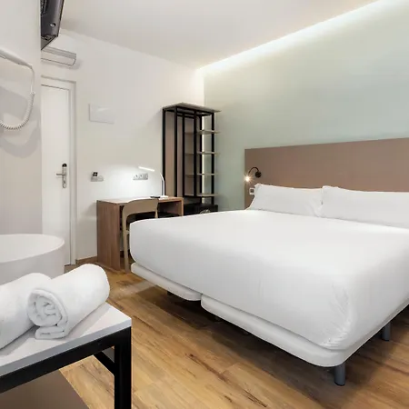 Centro Urbis 3* Tarragona