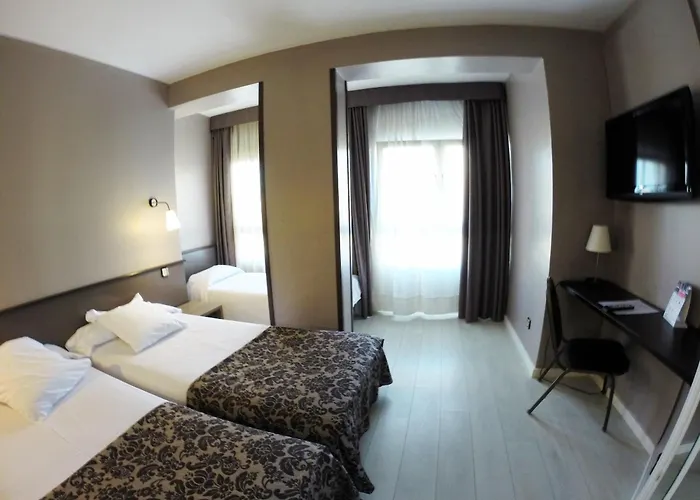 Centro Urbis 호텔 3*