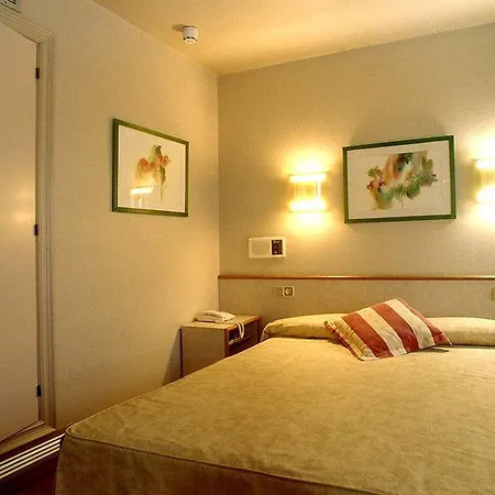 Centro Urbis 3*