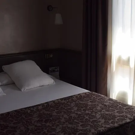 Centro Urbis Hotel