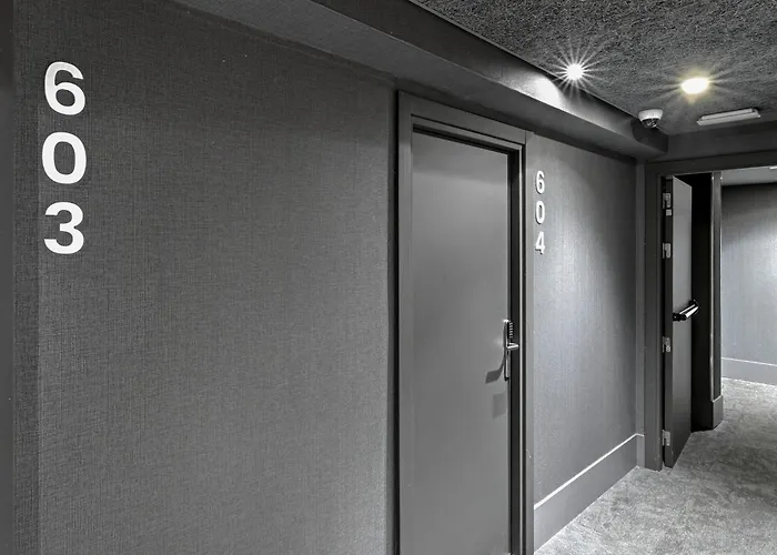 فندق Centro Urbis 3*